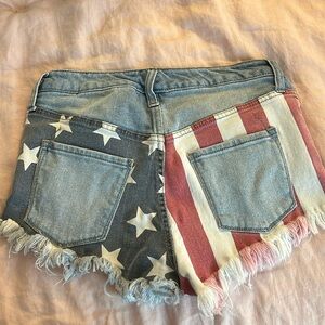 Cutoff Jean shorts